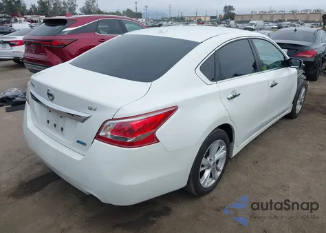 2013 Nissan Altima 2.5 Sv z USA, uszkodzony, nr VIN 1N4AL3AP8DN537187
